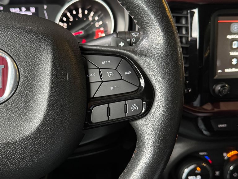 Fiat Toro Freedom 1.8 16V Flex Aut.