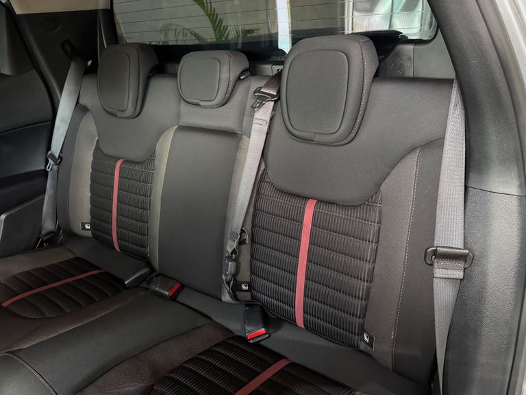 Fiat Toro Freedom 1.8 16V Flex Aut.