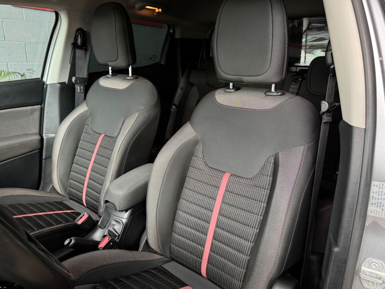 Fiat Toro Freedom 1.8 16V Flex Aut.