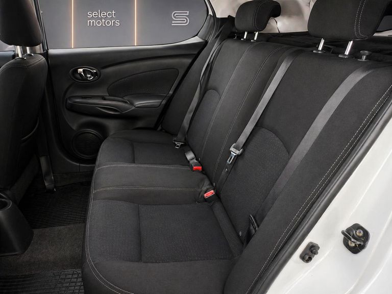 Nissan VERSA SL 1.6 16V FlexStart 4p Mec.