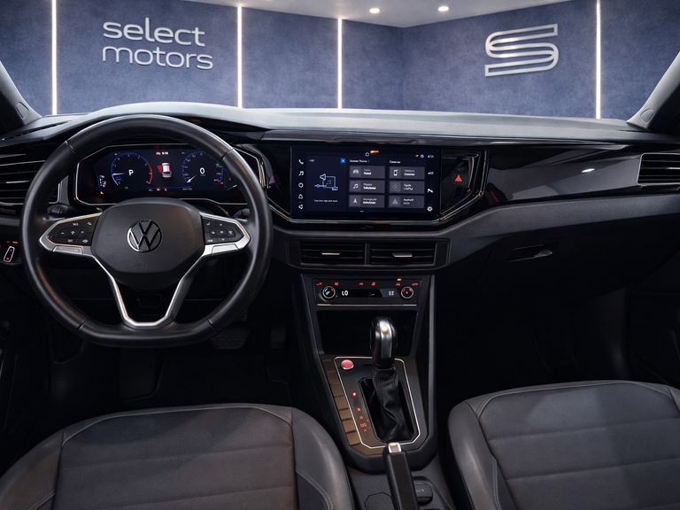 VolksWagen Nivus Highline 1.0 200 TSI Flex Aut.