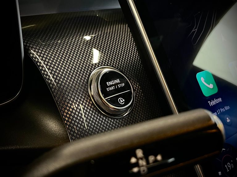 Mercedes GLC-300 AMG L. Cou. 4M 2.0 TB Aut. (Híb)