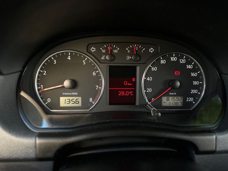VolksWagen Polo Sedan 1.6 Mi Total Flex 8V 4p