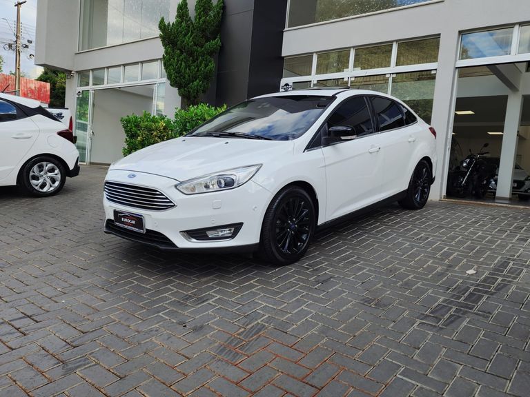 Ford Focus Fastback TIT./T.PLUS 2.0 Flex Aut.