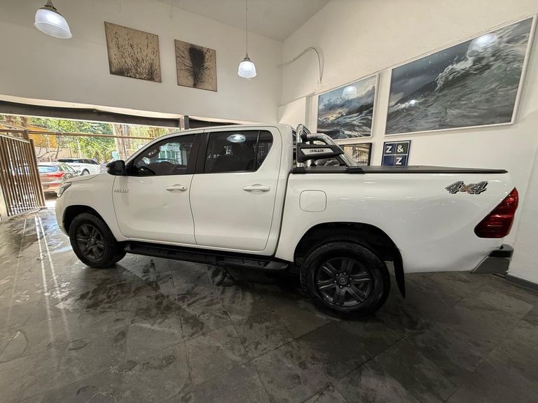 Toyota Hilux CD SR 4x4 2.8 TDI Diesel Aut.