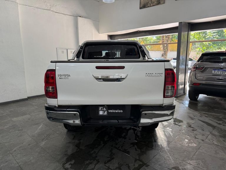 Toyota Hilux CD SR 4x4 2.8 TDI Diesel Aut.