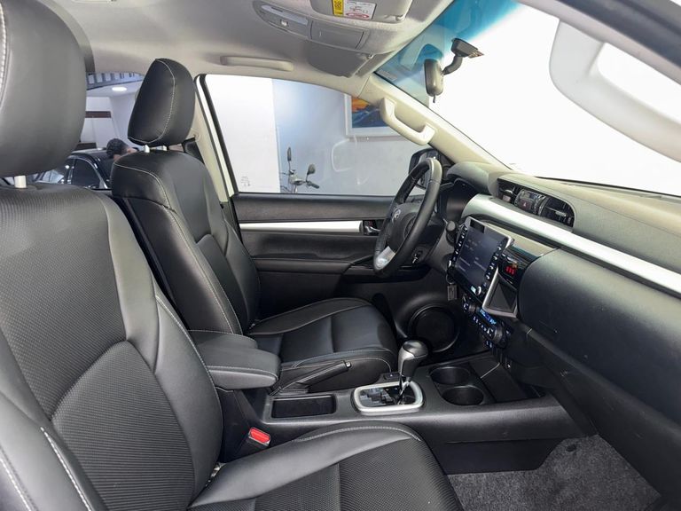 Toyota Hilux CD SR 4x4 2.8 TDI Diesel Aut.