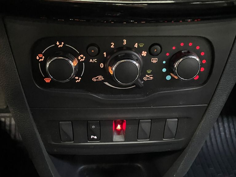 Renault LOGAN Zen Flex 1.6 16V 4p Aut.