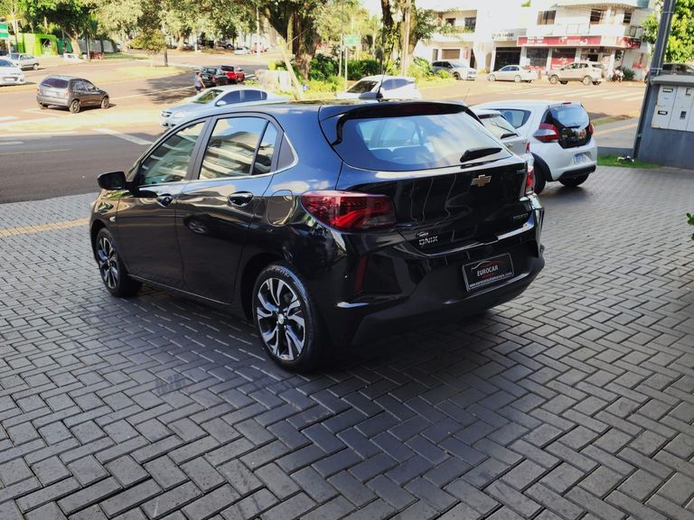 Chevrolet ONIX HATCH PREM. 1.0 12V TB Flex 5p Aut.