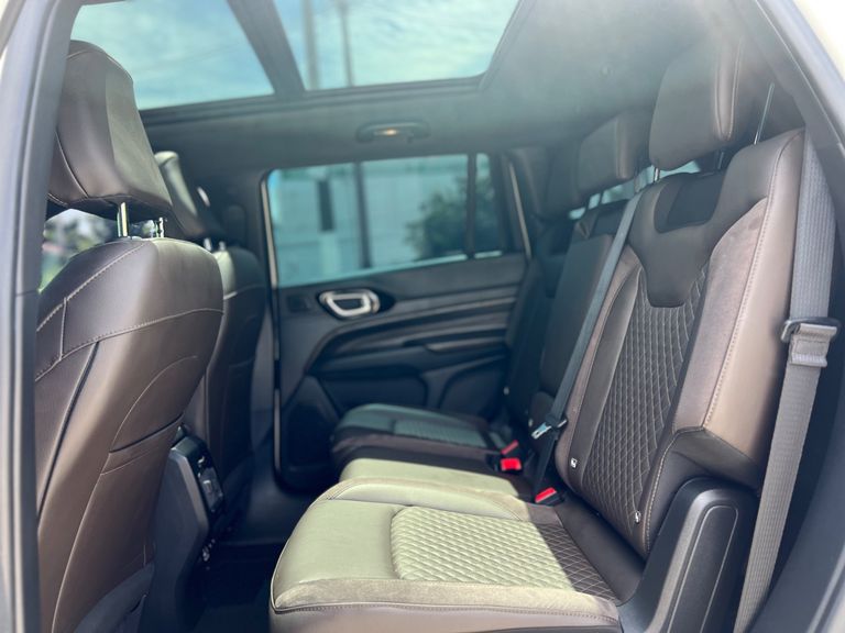 Jeep Commander Overland T270 1.3 TB Flex Aut.