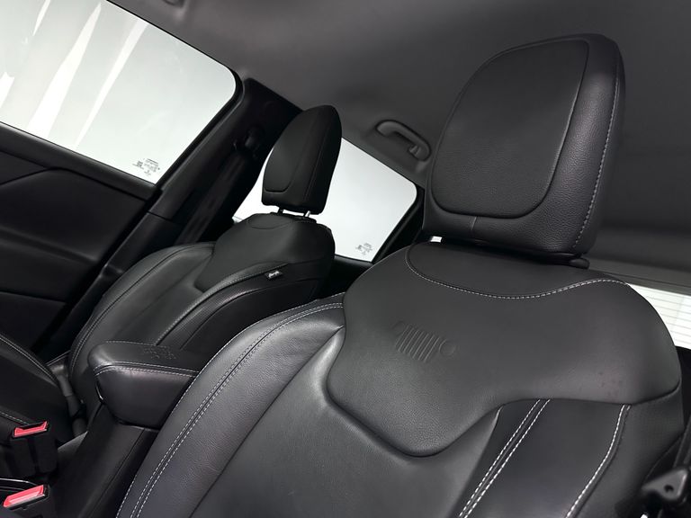 Jeep Renegade Long. T270 1.3 TB 4x2 Flex Aut.