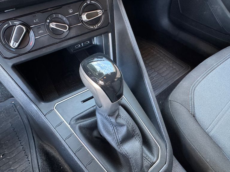 VolksWagen Nivus Comfortline 1.0 200 TSI Flex Aut.