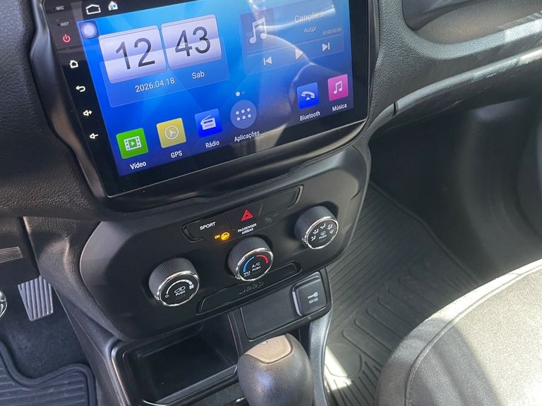 Jeep Renegade 1.8 4x2 Flex 16V Aut.