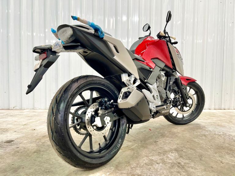 HONDA CB 300F Twister Flex