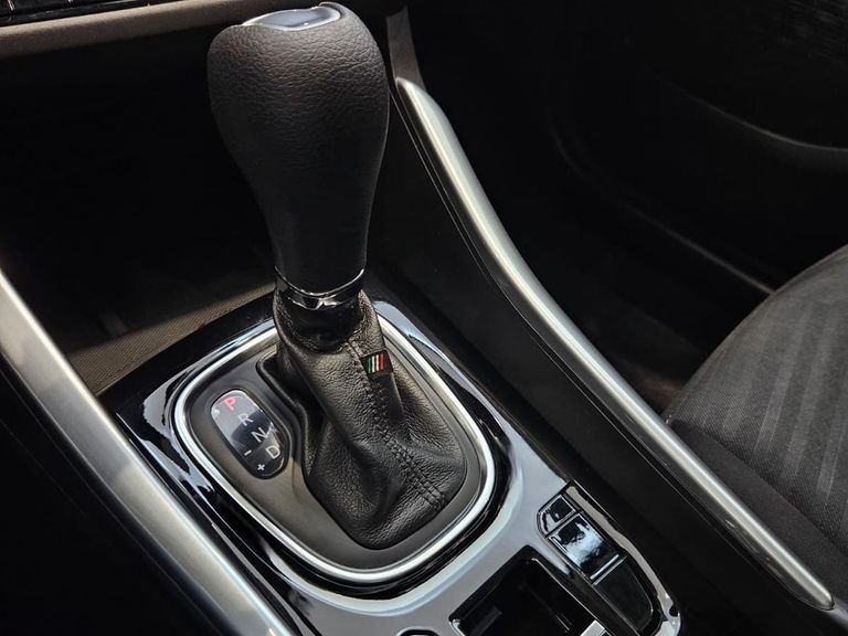 Fiat Fastback Audace 200 TB Aut (Hibrído)