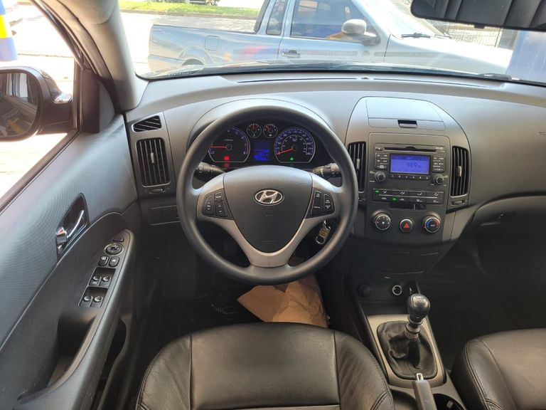 Hyundai i30cw 2.0 16V 145cv Mec. 5p