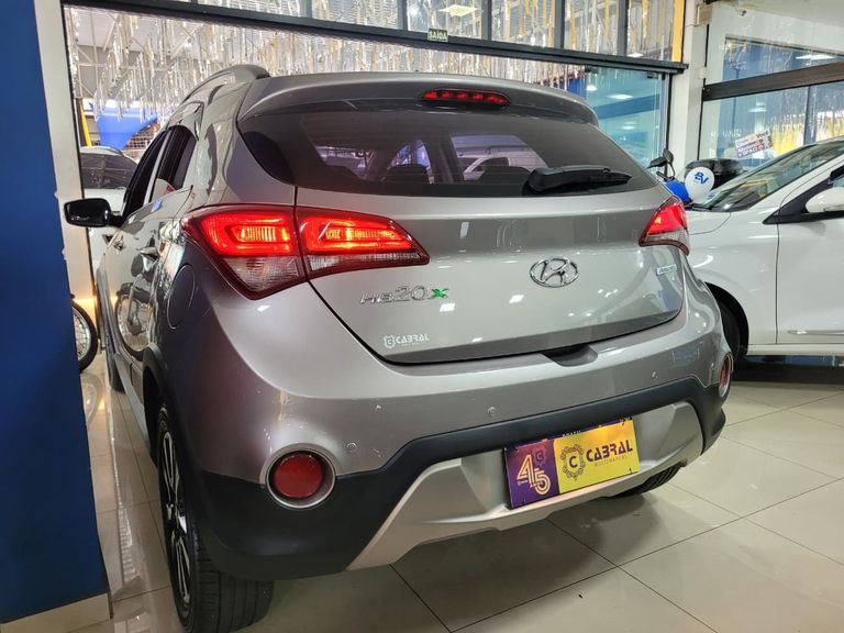Hyundai HB20X Style 1.6 Flex 16V Aut.