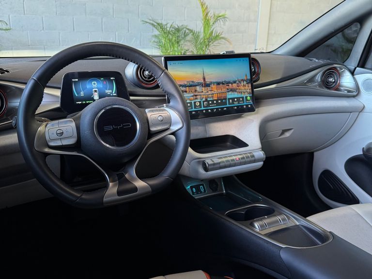 BYD Dolphin EV (Elétrico)