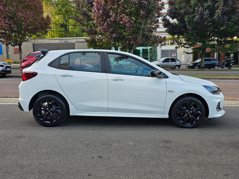 Chevrolet ONIX HATCH PREM. 1.0 12V TB Flex 5p Aut.
