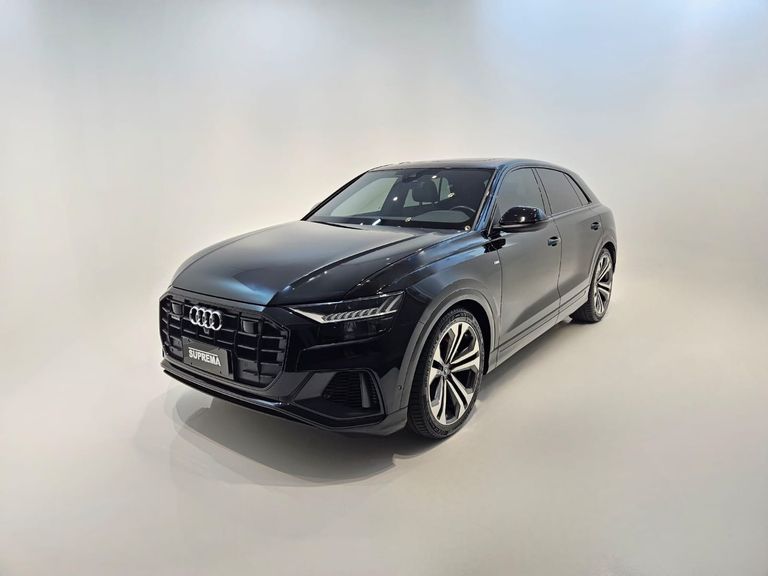 Audi Q8 Perfo. 3.0 TFSI Quattro S-tron/(Híb.)