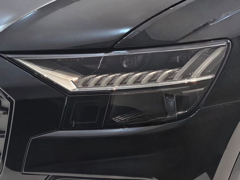 Audi Q8 Perfo. 3.0 TFSI Quattro S-tron/(Híb.)