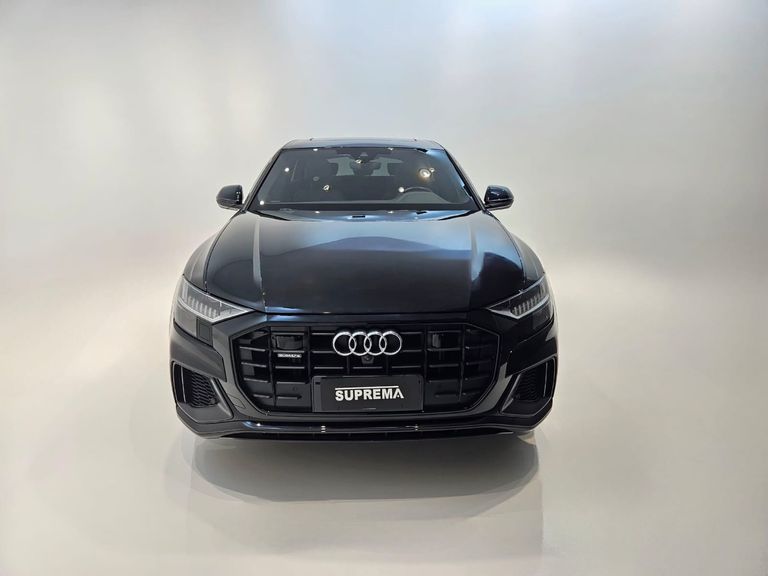 Audi Q8 Perfo. 3.0 TFSI Quattro S-tron/(Híb.)