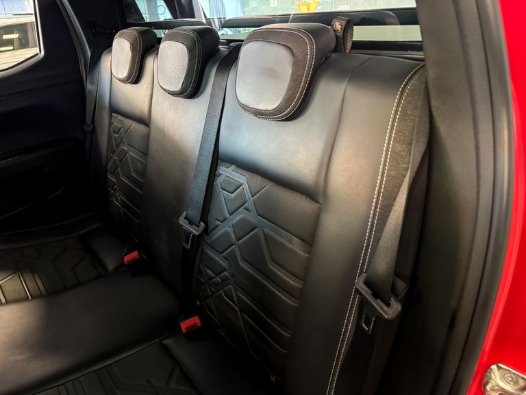 Fiat Strada Volcano 1.3 Flex 8V CD