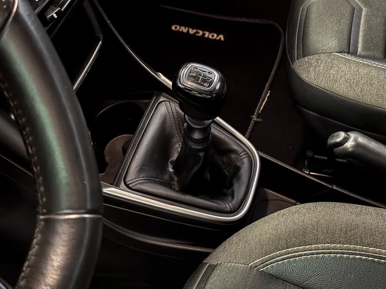 Fiat Strada Volcano 1.3 Flex 8V CD