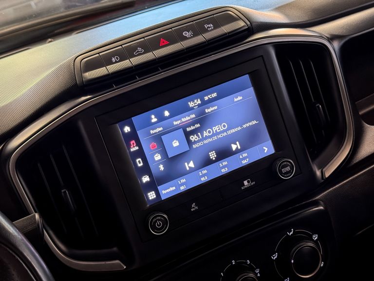 Fiat Strada Volcano 1.3 Flex 8V CD