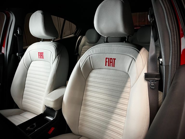 Fiat Fastback Limited Ed.1.3 270 T.Flex Aut.