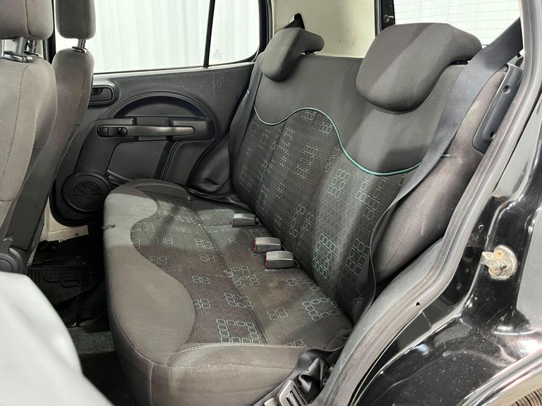 Fiat UNO ECONOMY Celeb. 1.4 EVO F. Flex 8V 4p