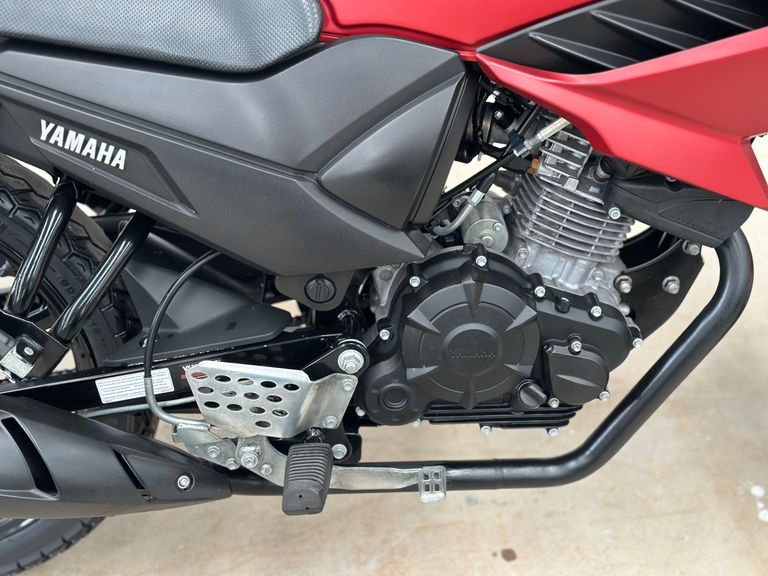 YAMAHA Ys150 fazer sed