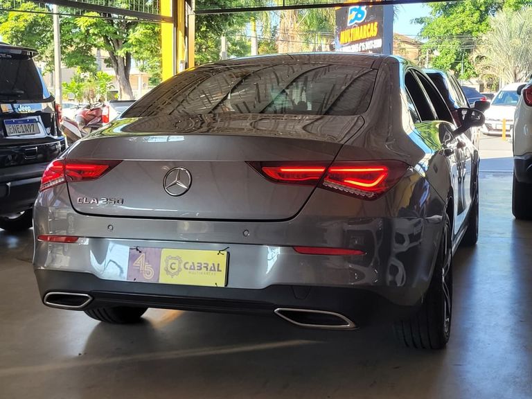 Mercedes CLA-250 2.0 16V TB Aut.