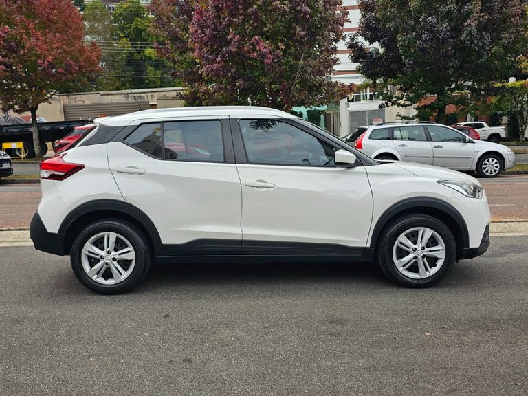 Nissan KICKS S Direct 1.6 16V Flex 5p Aut.