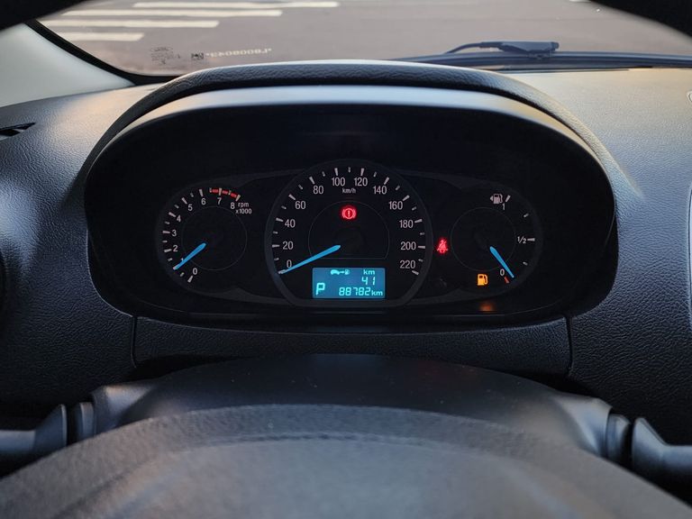 Ford Ka 1.5 Sedan SE 12V Flex 4p Aut.