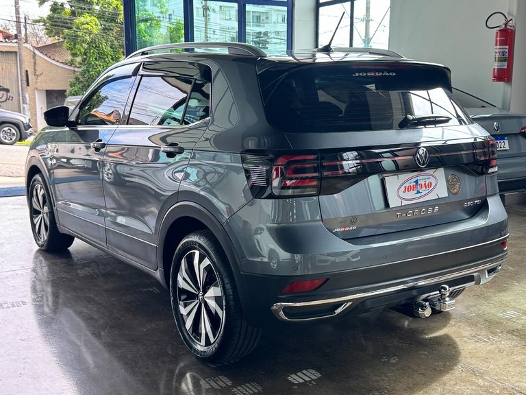 VolksWagen T-Cross Hig. 250 TSI 1.4 Flex 16V 5p Aut