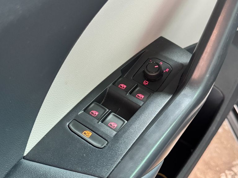 VolksWagen T-Cross Hig. 250 TSI 1.4 Flex 16V 5p Aut