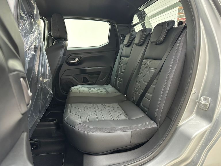 Fiat Strada Volcano 1.3 Flex 8V CD Aut.