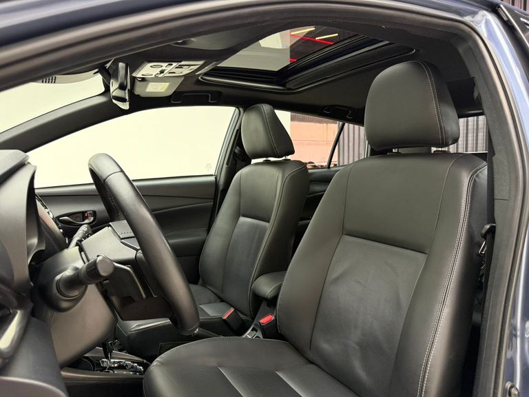 Toyota YARIS XLS 1.5 Flex 16V 5p Aut.