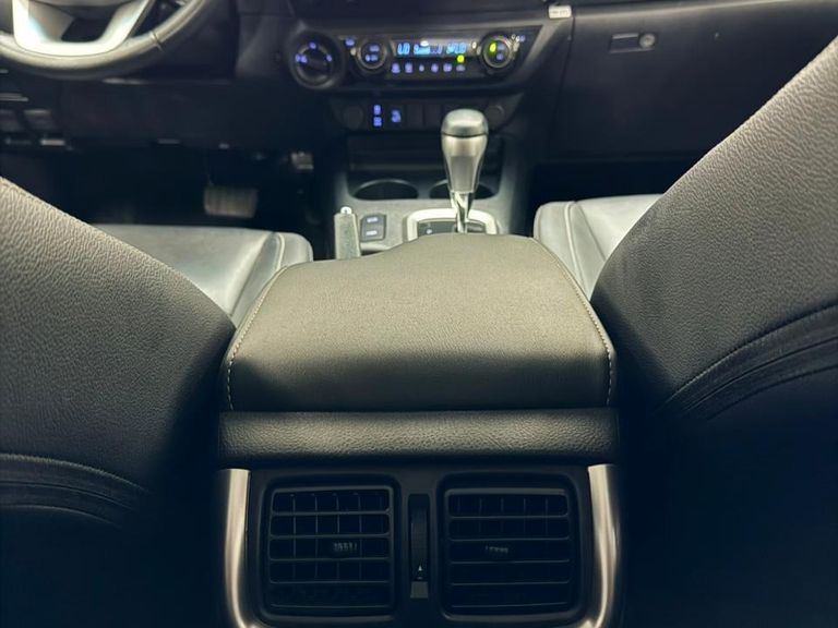 Toyota Hilux CD SRV 4x4 2.8 TDI Diesel Aut.