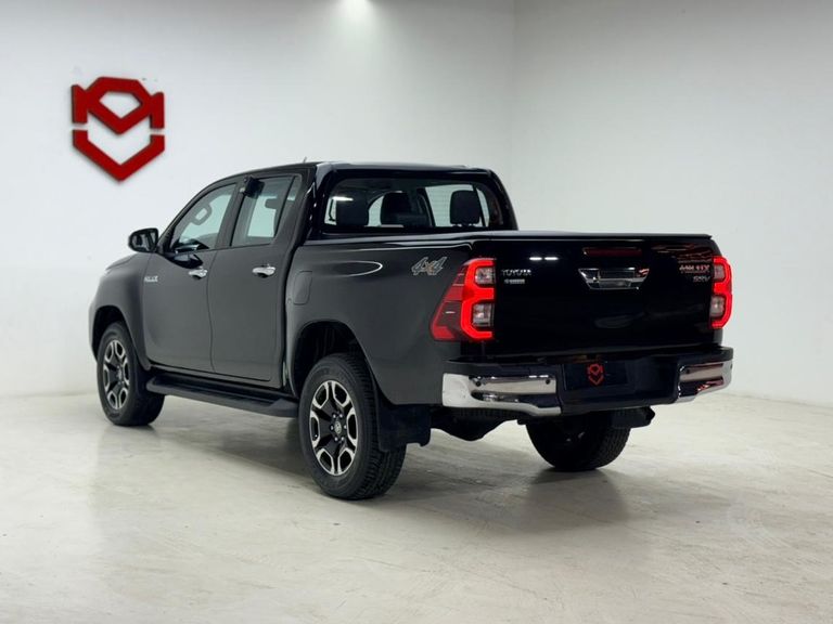 Toyota Hilux CD SRV 4x4 2.8 TDI Diesel Aut.