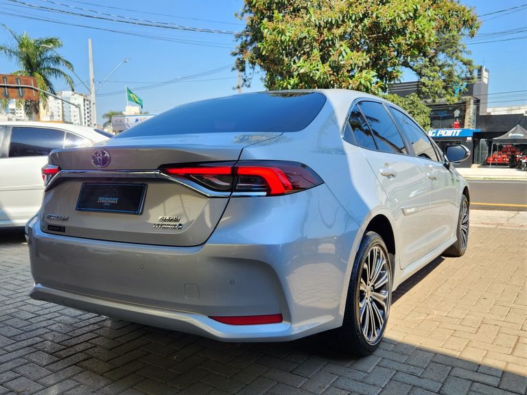 Toyota Corolla Altis Prem. 1.8 Aut. (Híbrido)