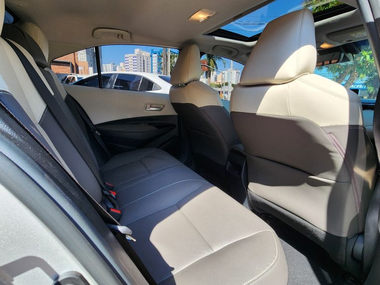 Toyota Corolla Altis Prem. 1.8 Aut. (Híbrido)