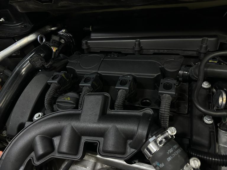 Peugeot 3008 Griffe 1.6 Turbo 16V 5p Aut.