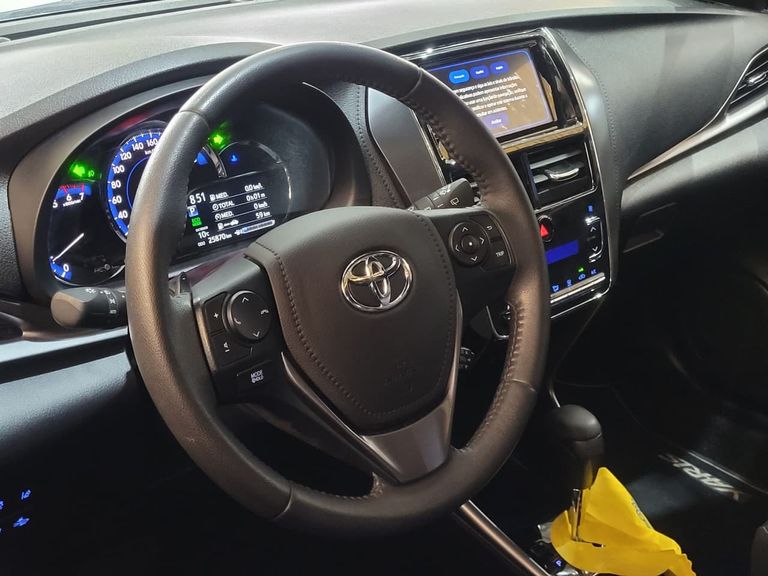 Toyota YARIS XLS 1.5 Flex 16V 5p Aut.