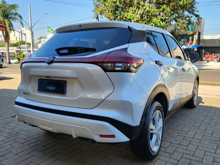 Nissan KICKS Active 1.6 16V Flex Aut.