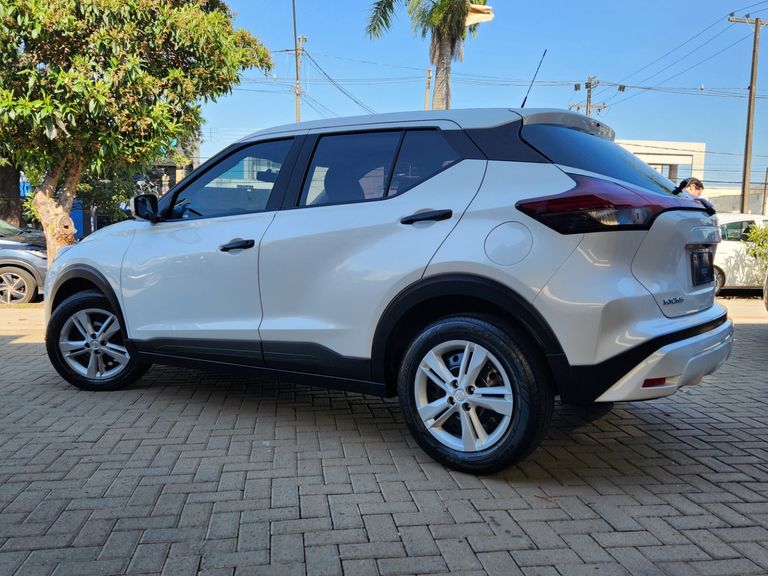 Nissan KICKS Active 1.6 16V Flex Aut.