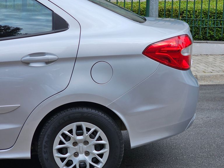 Ford Ka+ Sedan 1.0 SE/SE PLUS TiVCT Flex 4p