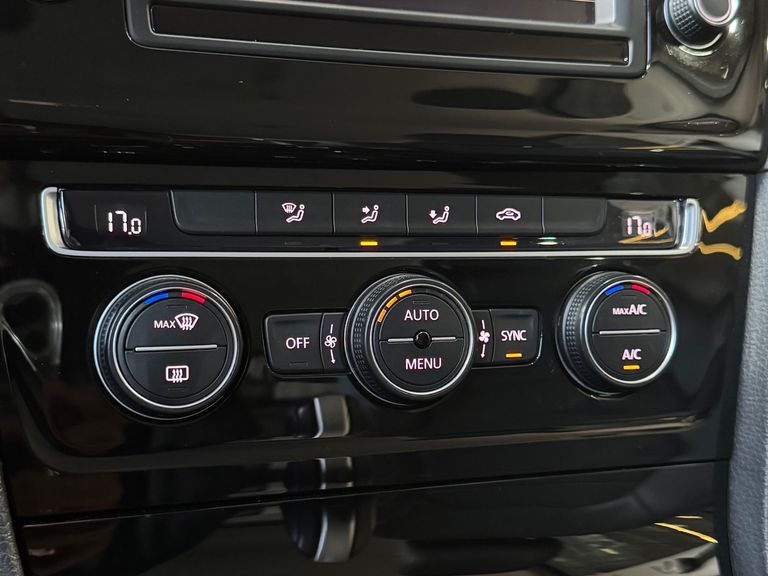 VolksWagen Golf Highline 1.4 TSI Total Flex Aut.