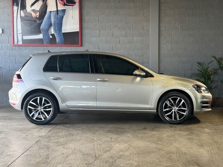 VolksWagen Golf Highline 1.4 TSI Total Flex Aut.